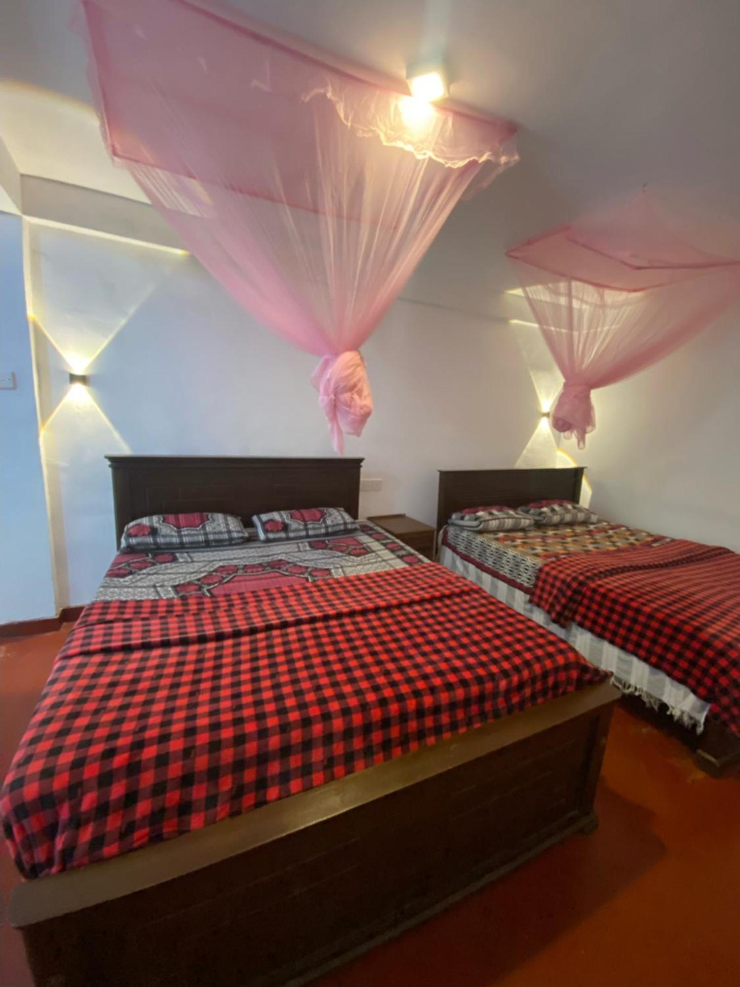 Blue sky Hotell Nallathanniya Rom bilde